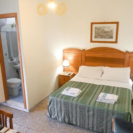 The Condottieri Rooms Roma Exterior foto