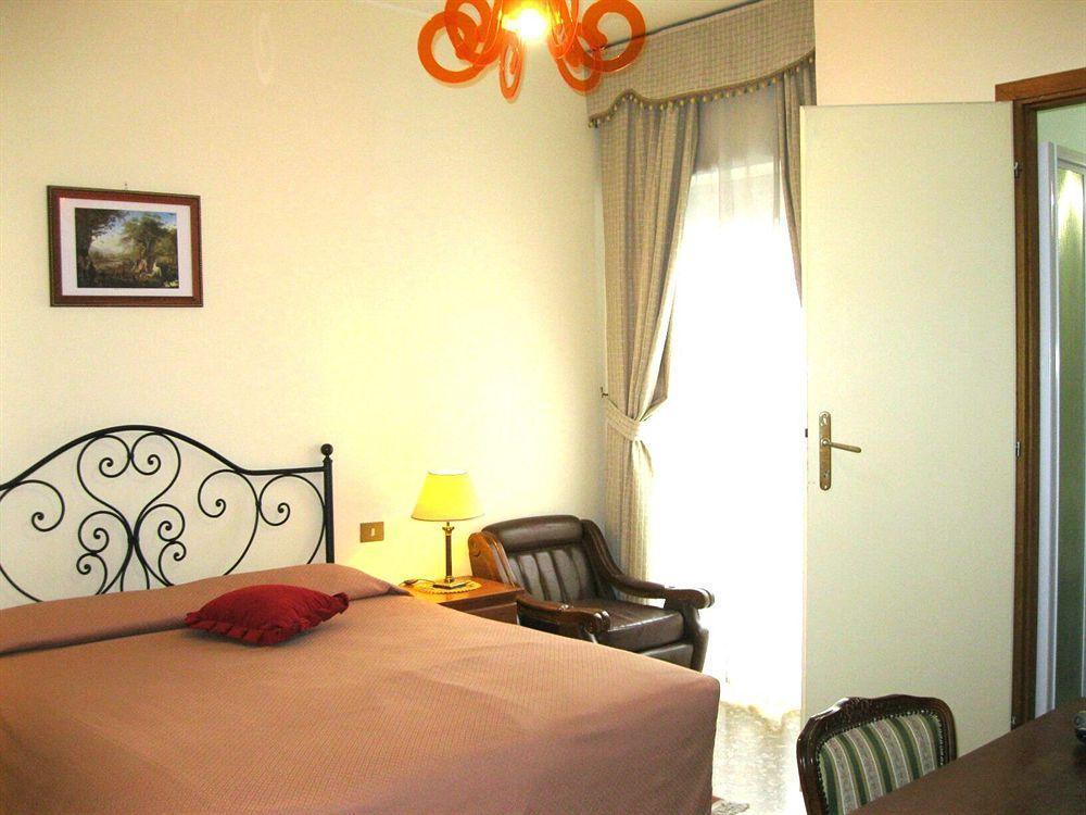 The Condottieri Rooms Roma Exterior foto